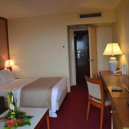 Hotel Sawa Дуала Екстер'єр фото