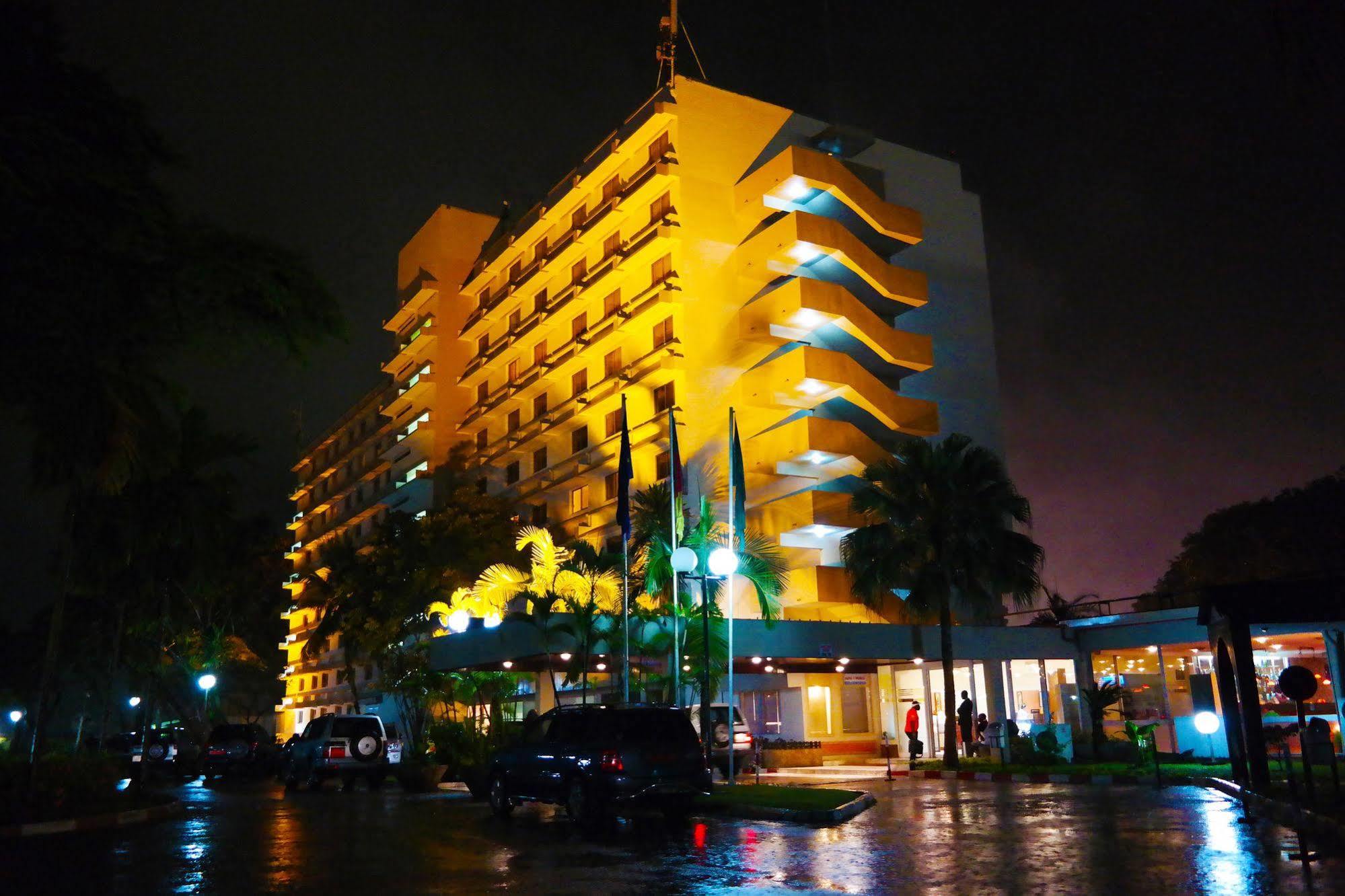 Hotel Sawa Дуала Екстер'єр фото