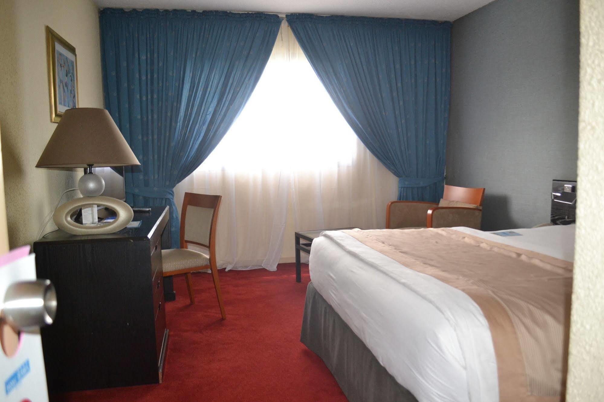 Hotel Sawa Дуала Екстер'єр фото