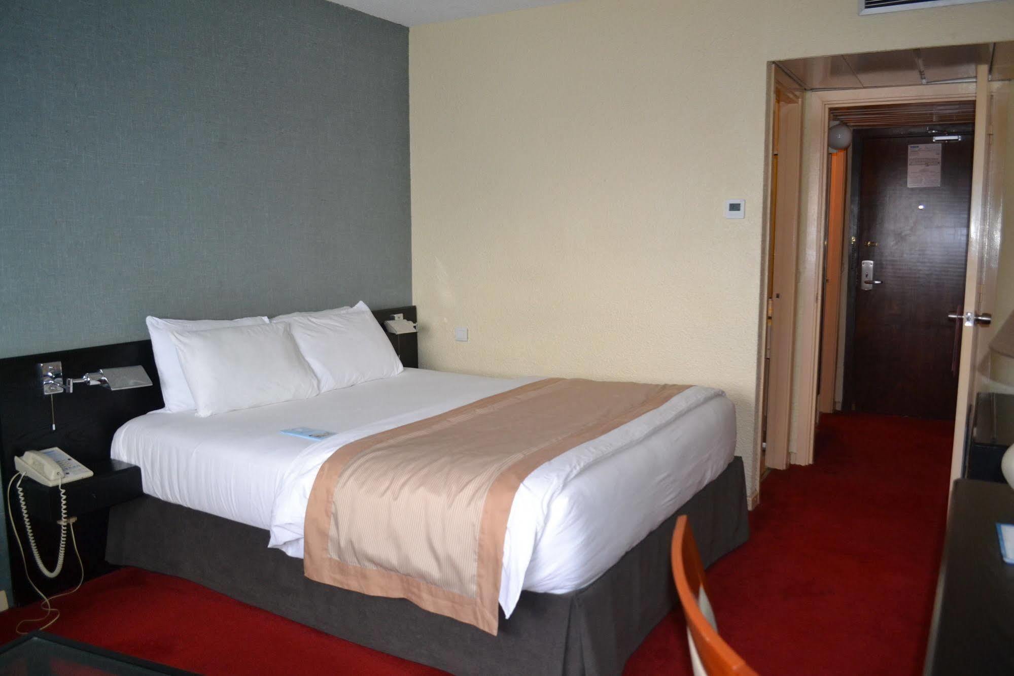 Hotel Sawa Дуала Екстер'єр фото
