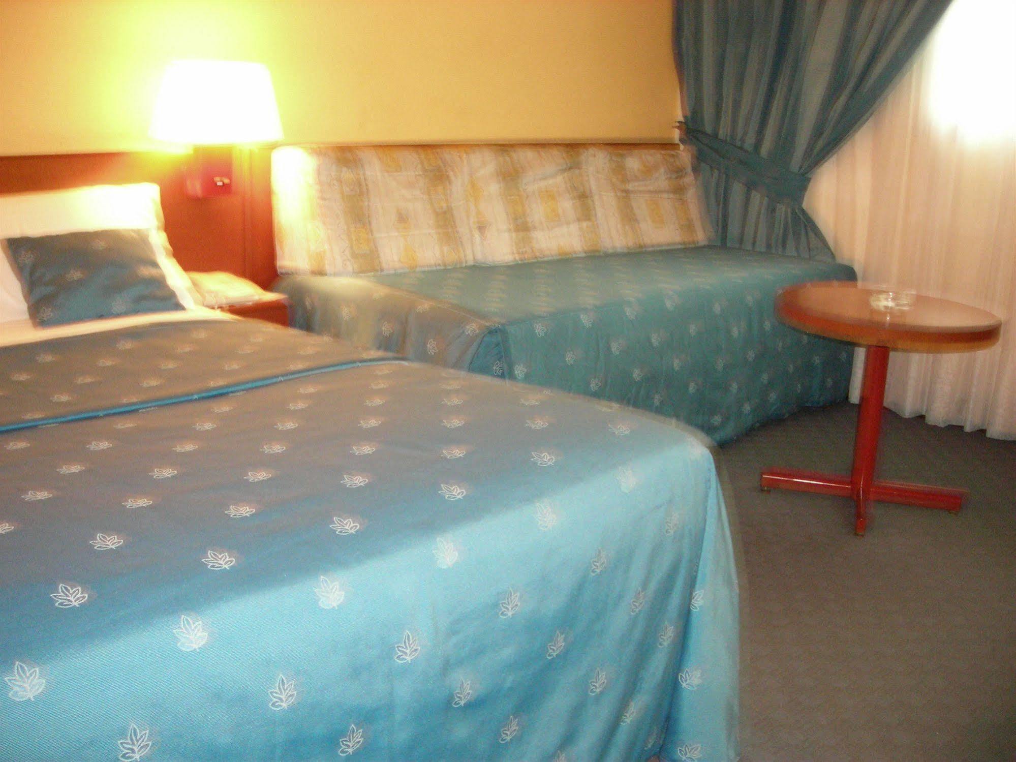 Hotel Sawa Дуала Екстер'єр фото